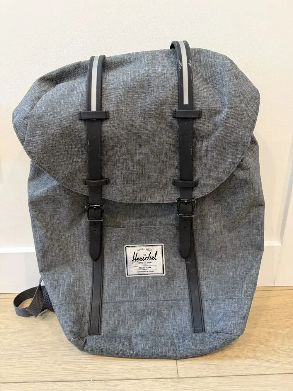 Herschel Little America Backpack Raven Crosshatch 30L Magnet Straps Academia